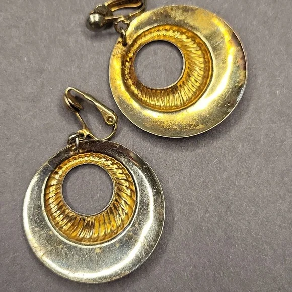 Black and Gold Clip Earrings - Picture 3 of 3